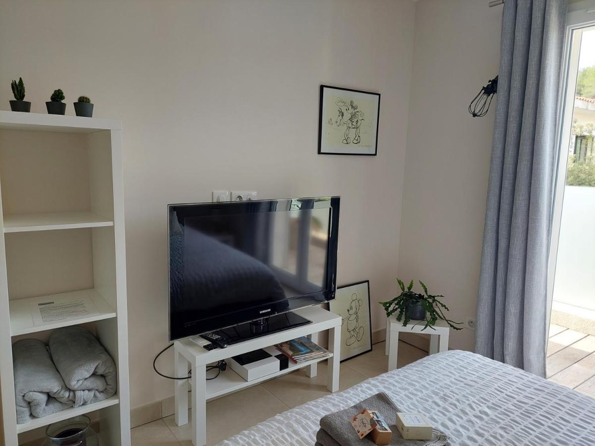 Magnifique Suite Familiale Nans-les-Pins Eksteriør bilde